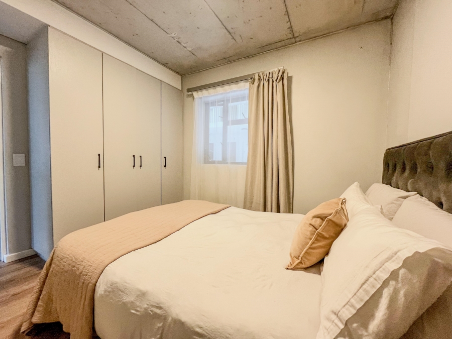 2 Bedroom Property for Sale in Pinelands Western Cape